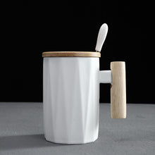 Load image into Gallery viewer, ceramic coffee mug with lid and spoon tazas de ceramica creativas tumblers coffe mugs tea milk cup office home leisure cafe cup
