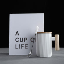 Load image into Gallery viewer, ceramic coffee mug with lid and spoon tazas de ceramica creativas tumblers coffe mugs tea milk cup office home leisure cafe cup
